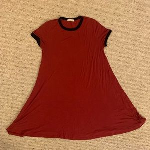 Tres Bien Burgundy T-Shirt Dress